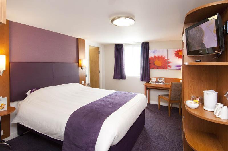 Premier Inn Chelmsford Ngoại thất bức ảnh
