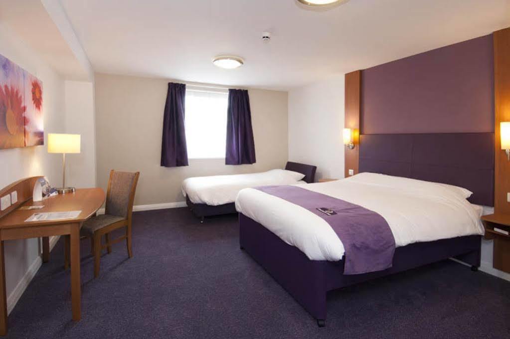 Premier Inn Chelmsford Ngoại thất bức ảnh