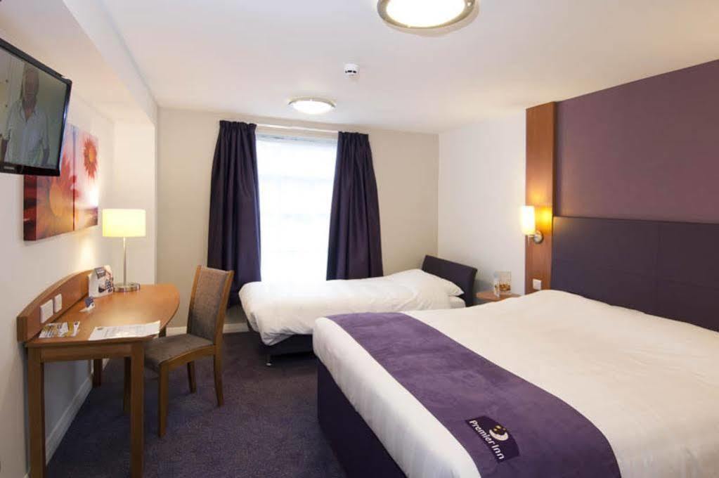 Premier Inn Chelmsford Ngoại thất bức ảnh