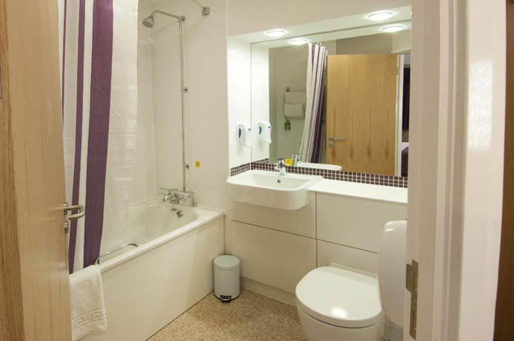 Premier Inn Chelmsford Ngoại thất bức ảnh